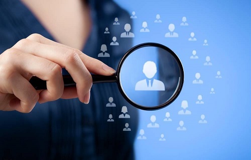 学习贯彻四中全会精神，以定点帮扶书写金融为民新篇